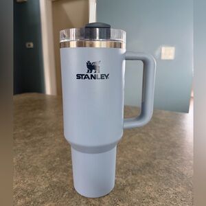 40 oz Blue Stanley